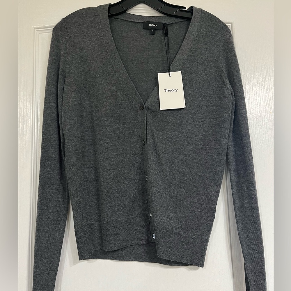 Theory Women's Charcoal Gray V‑Neck Button Cardigan